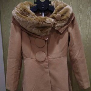 Manlinsifei Beige Coat